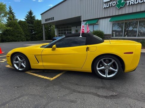 Used 2013 Chevrolet Corvette Convertible RWD image 4