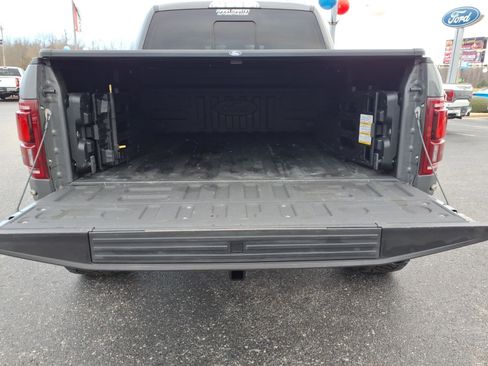 Used 2018 Ford F150 Raptor w/ Equipment Group 802A Luxury image 5