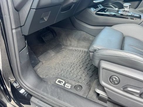 Certified 2023 Audi Q5 2.0T Premium Plus w/ Premium Plus Package AWD/4WD image 28