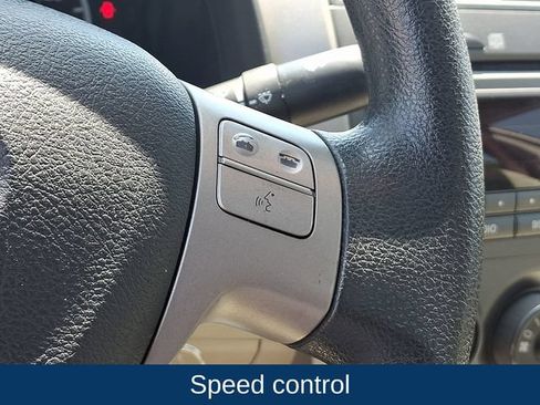 Used 2011 Toyota Corolla LE w/ Premium Pkg FWD image 8