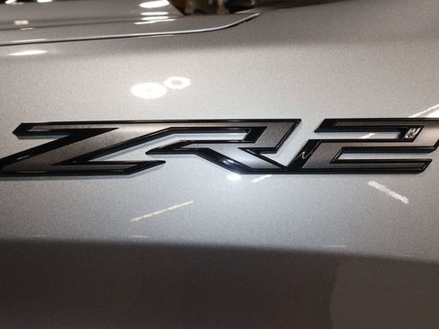 Used 2024 Chevrolet Silverado 1500 ZR2 w/ Technology Package AWD/4WD image 38