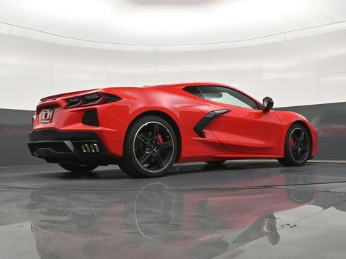 Used 2024 Chevrolet Corvette Stingray Preferred Cpe w/ 2LT RWD image 27