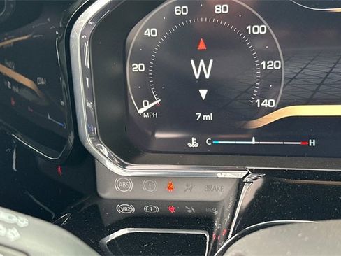 New 2026 GMC Sierra 1500 Elevation image 24