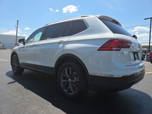Used 2023 Volkswagen Tiguan SE FWD image 5