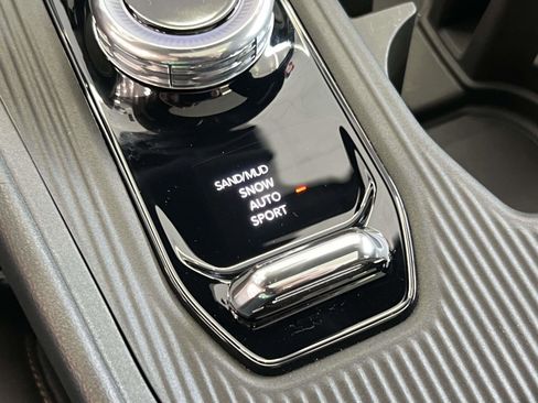 New 2026 Jeep Cherokee Limited AWD/4WD image 14