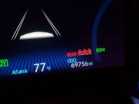 Used 2022 Toyota Corolla LE FWD image 23