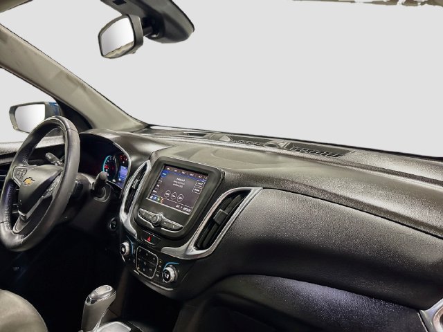 Used 2020 Chevrolet Equinox LT FWD image 24