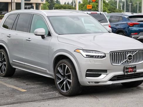 Used 2023 Volvo XC90 B5 Plus w/ Protection Package Premier AWD/4WD image 29