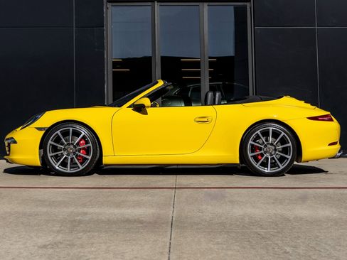Used 2013 Porsche 911 Carrera S image 2