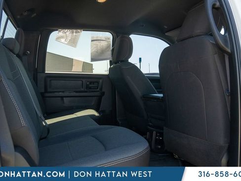 Used 2024 RAM 3500 Tradesman w/ Chrome Appearance Group AWD/4WD image 21