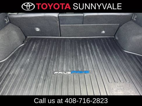 Used 2019 Toyota Prius Prime Premium FWD image 19