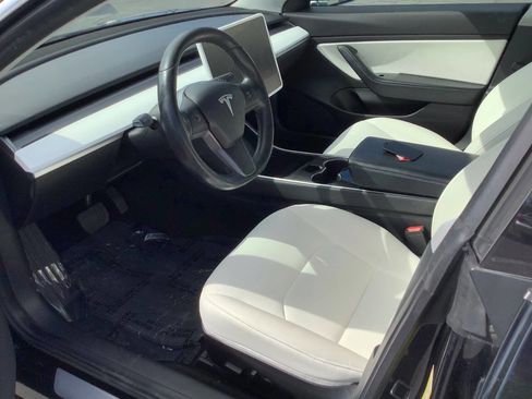 Used 2019 Tesla Model 3 Standard Range Plus RWD image 26