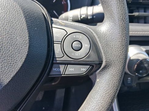 Used 2025 Toyota RAV4 XLE AWD/4WD image 24
