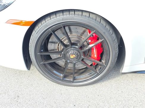 Certified 2024 Porsche 911 Carrera GTS image 12
