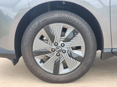 Certified 2025 Nissan Murano SL AWD/4WD image 14