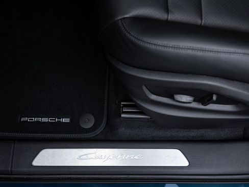 Certified 2026 Porsche Cayenne image 22