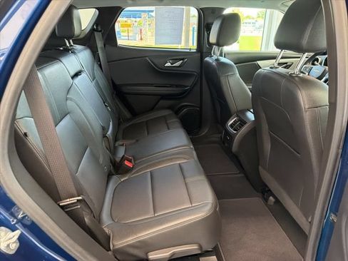 Used 2022 Chevrolet Blazer LT AWD/4WD image 10