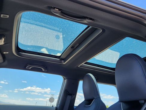 New 2026 MINI Cooper 2-Door Hardtop FWD image 18
