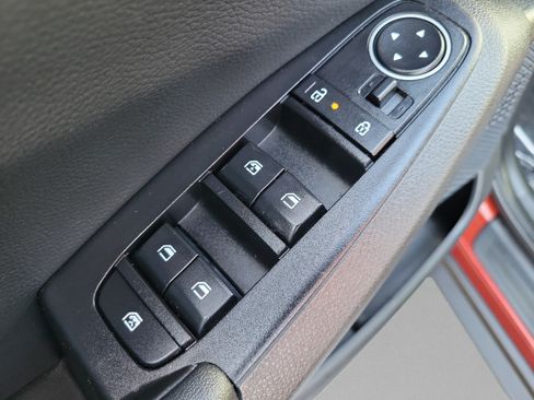 Certified 2025 Kia Seltos S FWD image 14
