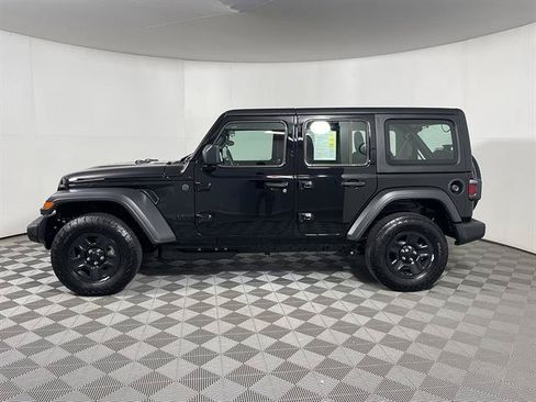 Used 2026 Jeep Wrangler Unlimited Sport AWD/4WD image 4