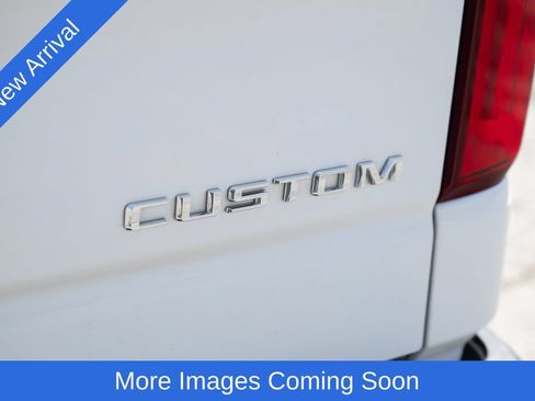 Used 2019 Chevrolet Silverado 1500 Custom RWD image 11