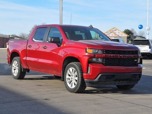 Used 2020 Chevrolet Silverado 1500 Custom w/ Custom Value Package image 1