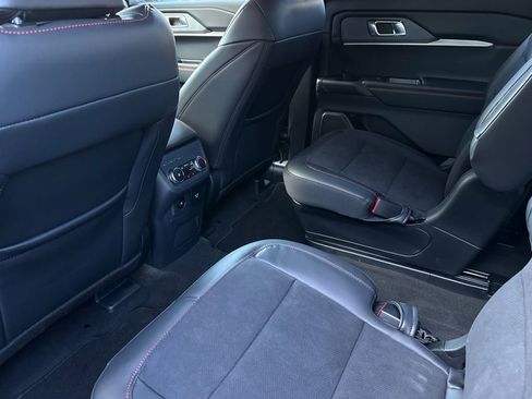 New 2026 Ford Explorer ST image 9