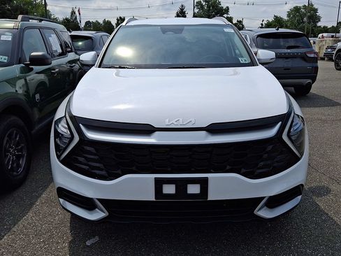 Certified 2023 Kia Sportage EX AWD/4WD image 2