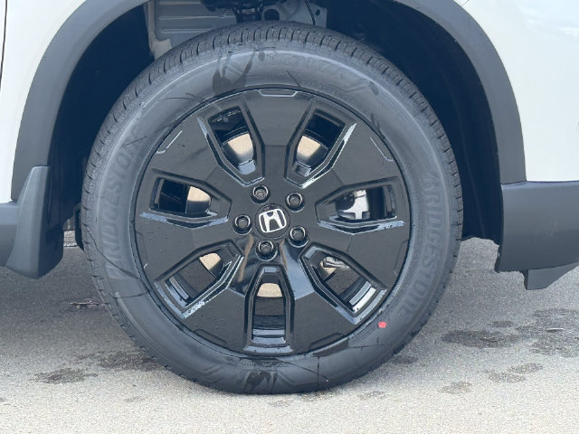 New 2026 Honda Pilot Black Edition image 4