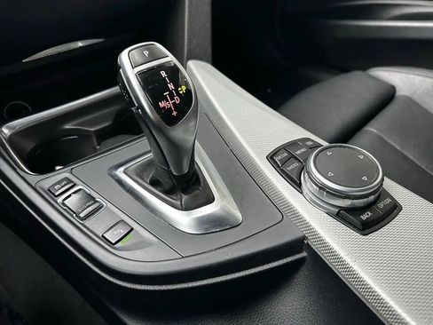 Used 2015 BMW 335i xDrive Sedan w/ Premium Package image 16