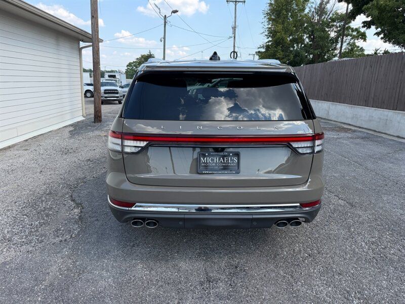 Used 2025 Lincoln Aviator Reserve w/ Equipment Group 201A AWD/4WD image 9