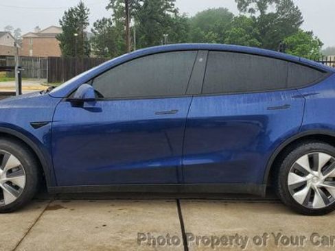 Used 2023 Tesla Model Y Long Range image 11