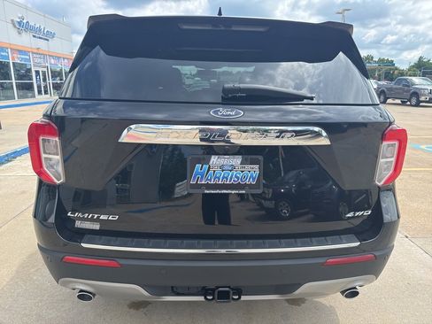 Used 2022 Ford Explorer Limited w/ Limited Technology Package image 31