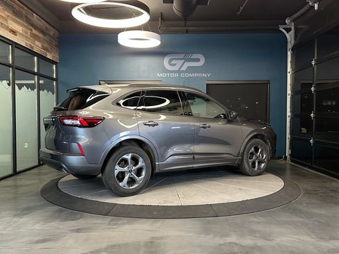 Used 2024 Ford Escape ST-Line w/ Tech Pack #1 AWD/4WD image 3