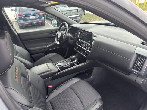 Used 2024 Nissan Pathfinder Rock Creek image 30