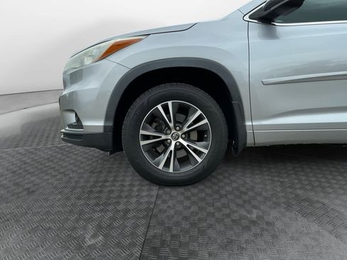 Used 2016 Toyota Highlander XLE w/ Protection Package #3 FWD image 13