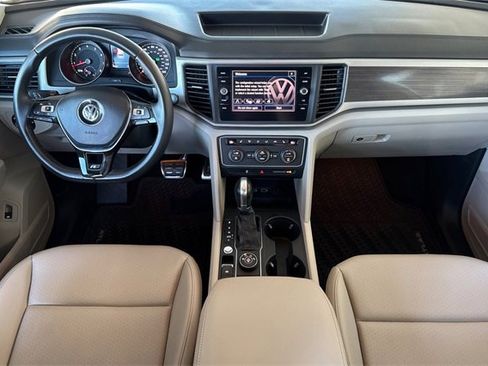 Used 2019 Volkswagen Atlas SE w/ Panoramic Sunroof Package image 13