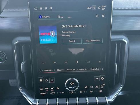 Used 2025 GMC Acadia AT4 w/ LPO, All-Weather Package image 13