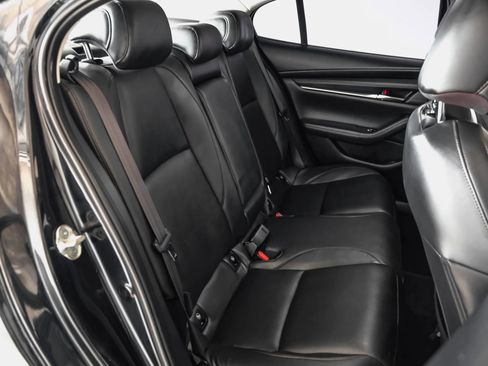 Used 2021 MAZDA MAZDA3 s image 34