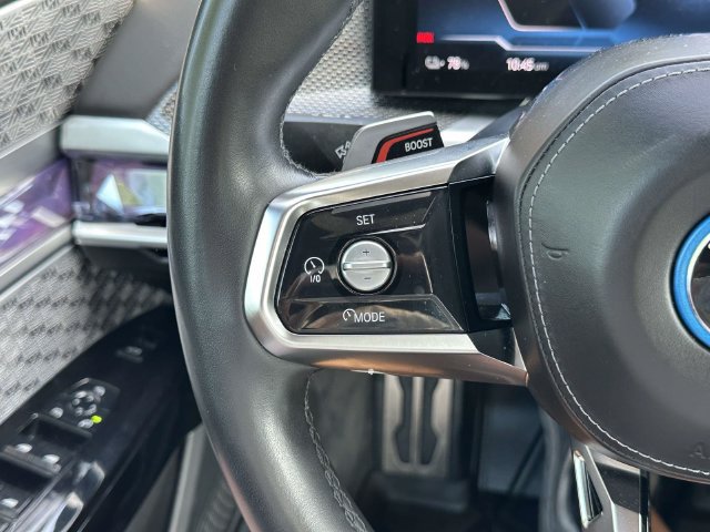Certified 2023 BMW i7 xDrive60 AWD/4WD image 30