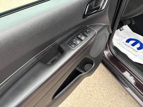 Used 2024 Dodge Durango GT AWD/4WD image 11