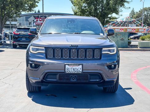 Used 2021 Jeep Grand Cherokee Laredo X AWD/4WD image 6