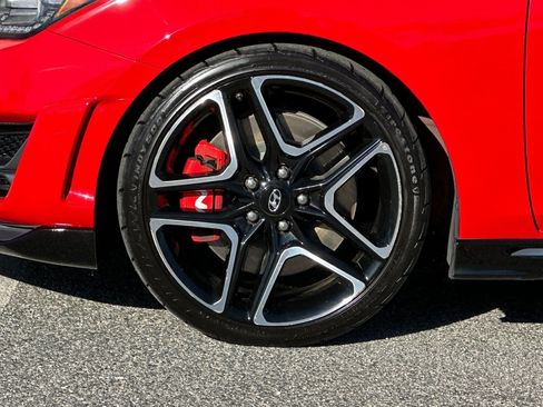 Used 2022 Hyundai Veloster N image 24