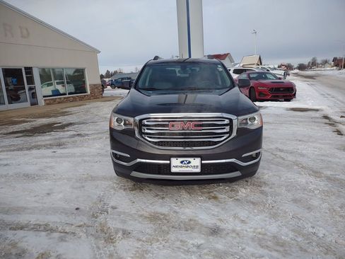 Used 2019 GMC Acadia SLT image 8