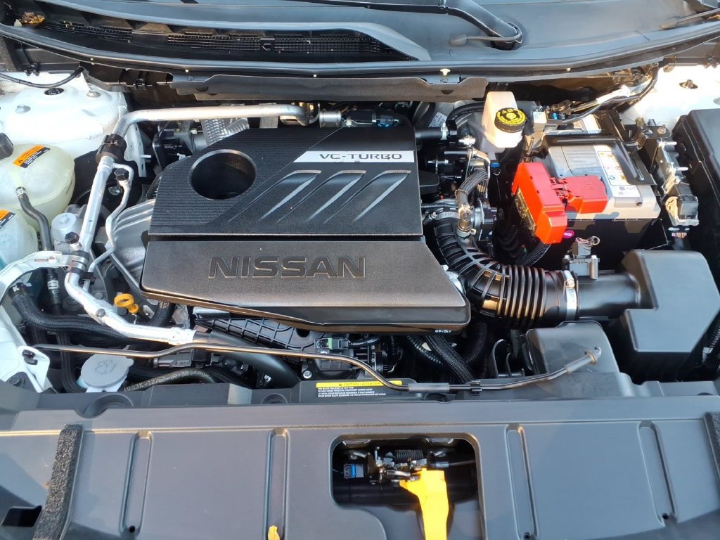 Used 2023 Nissan Rogue S FWD image 29