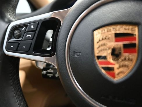 Used 2019 Porsche Panamera 4 w/ Premium Package image 26