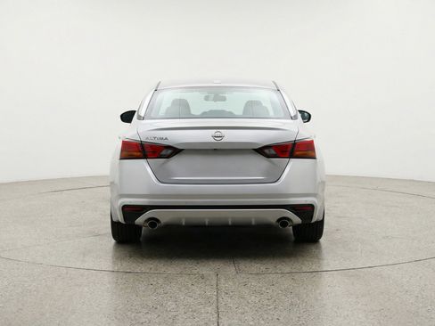 Used 2025 Nissan Altima 2.5 SV image 7