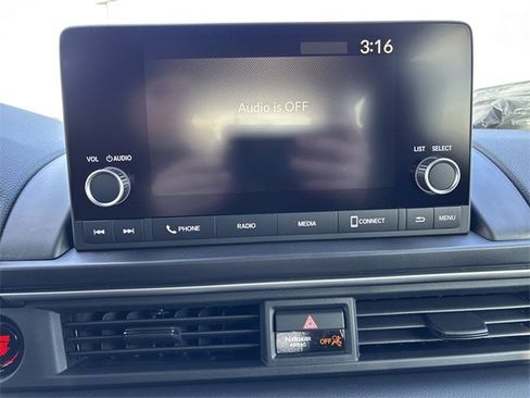 New 2025 Honda Pilot Sport image 41