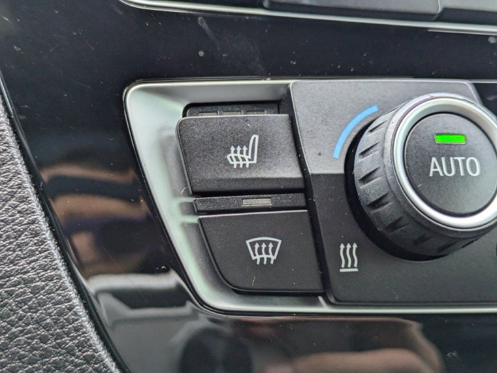 Used 2018 BMW 230i Convertible RWD image 18