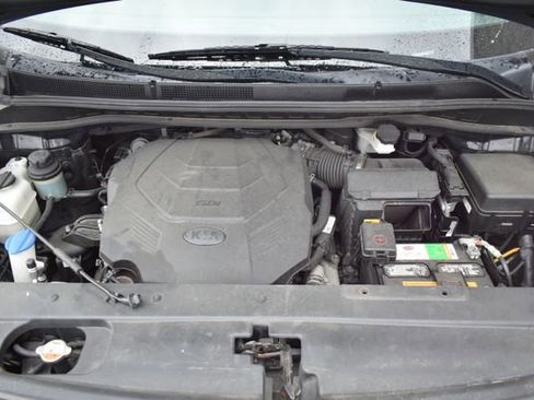 Used 2019 Kia Sedona LX FWD image 47